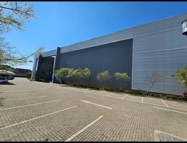 7,739M² WAREHOUSE TO LET IN ELANDSFONTEIN